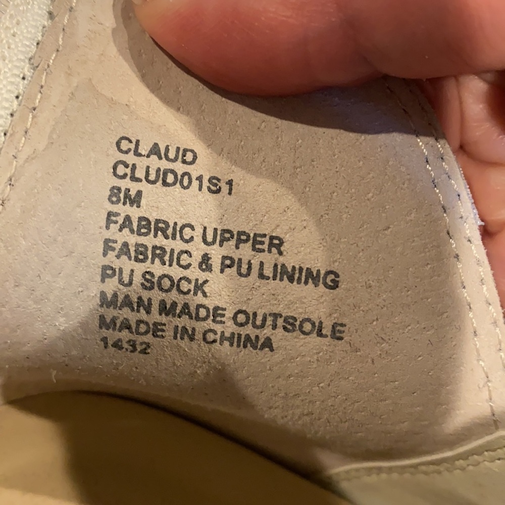 EUC STEVE MADDEN Camo High-Top Zippered Fabric "Claud" Sneaker Bootie 8 Medium - Picture 6 of 6